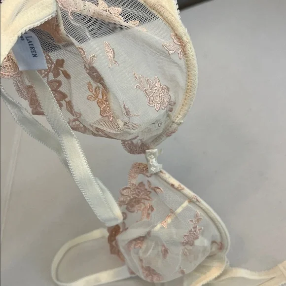 VINTAGE RALPH LAUREN SHEER NUDE UNLINED UNDERWIRE FLORAL LACE BRA SIZE 38C - Picture 12 of 13